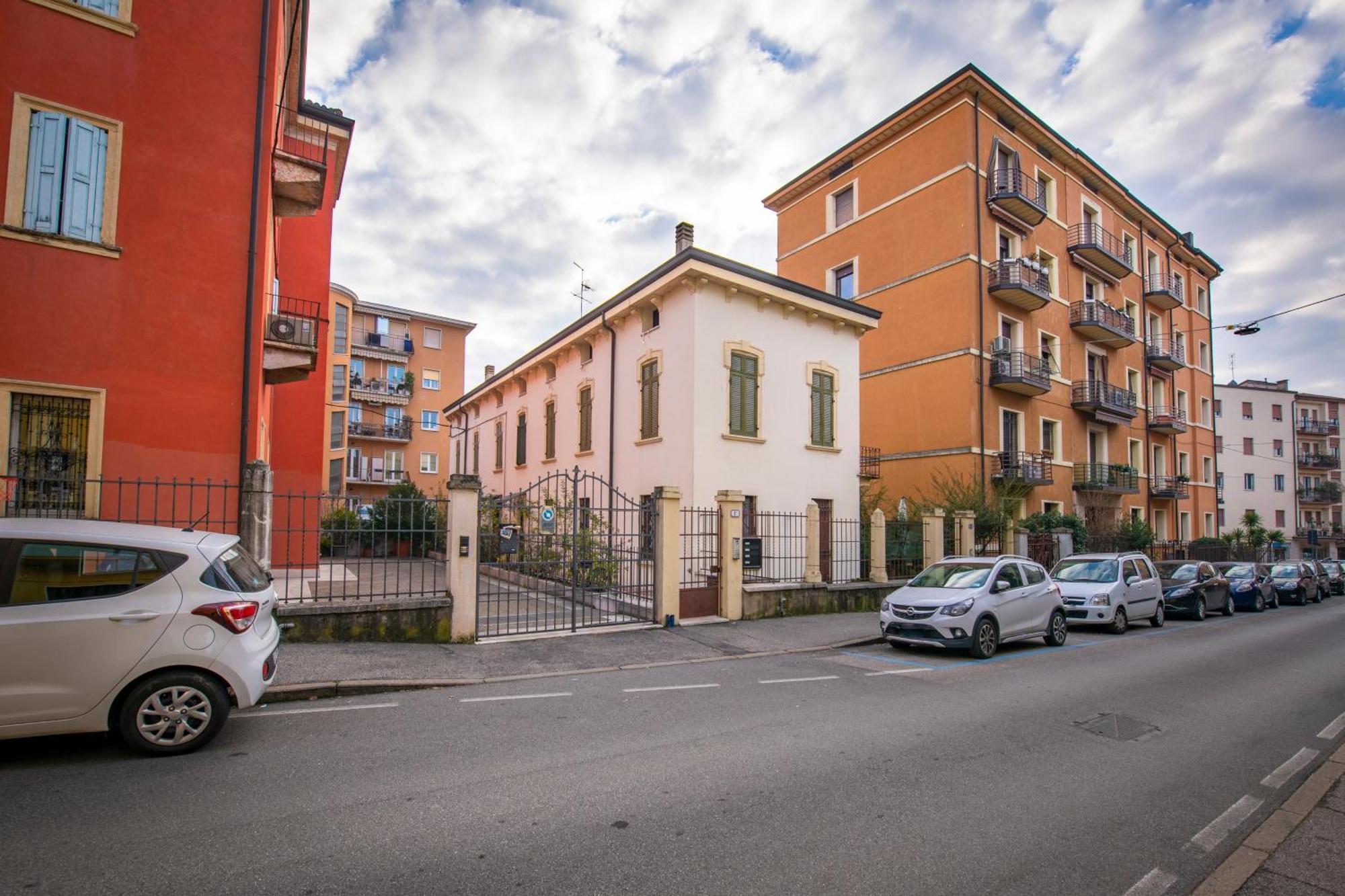 Ferienwohnung Residenza Impero Bezzecca Verona Exterior foto